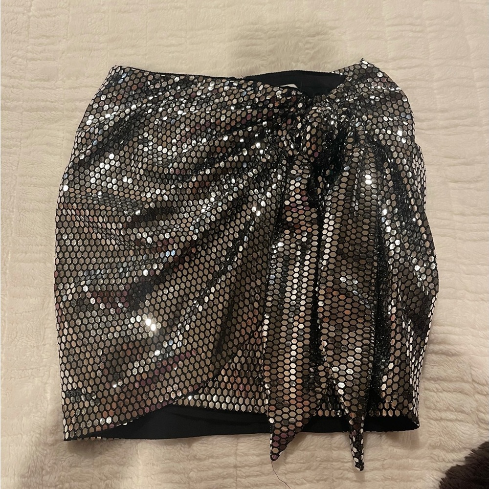 - Zara sequence mini skirt with a tie on the side.